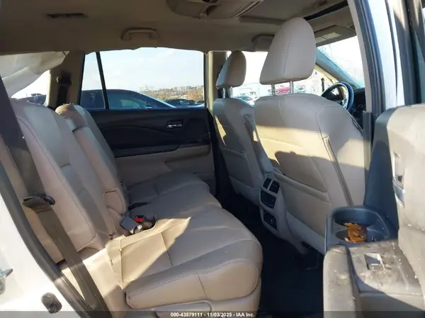 5FNYF6H95KB039646 2019 HONDA PILOT - Image 8