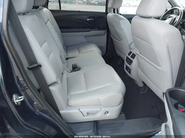 5FNYF6H95KB074395 2019 HONDA PILOT - Image 8