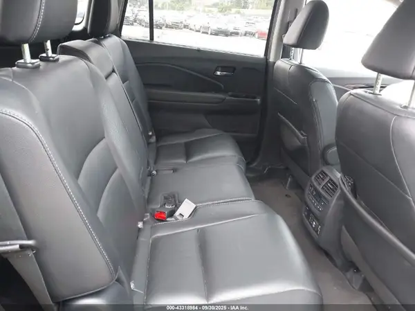 5FNYF6H95LB003568 2020 HONDA PILOT - Image 8