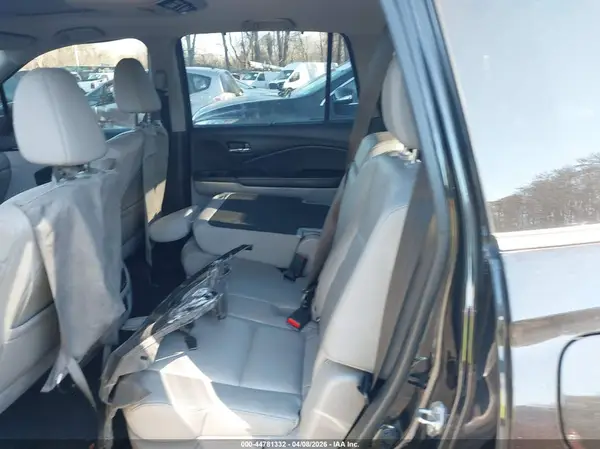 5FNYF6H96GB103815 2016 HONDA PILOT - Image 8
