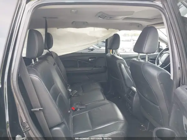 5FNYF6H96HB002761 2017 HONDA PILOT - Image 8