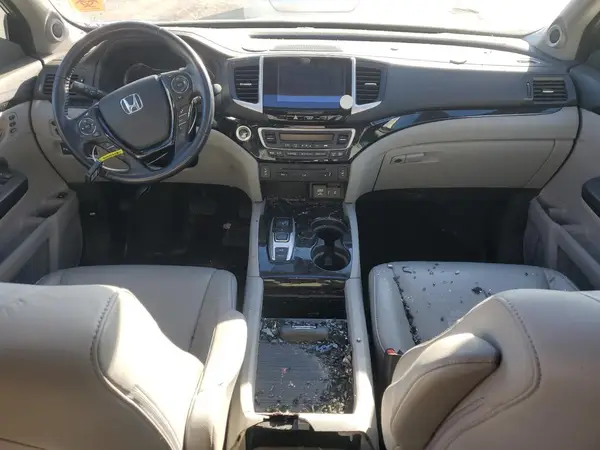 5FNYF6H96HB012321 2017 HONDA PILOT - Image 8