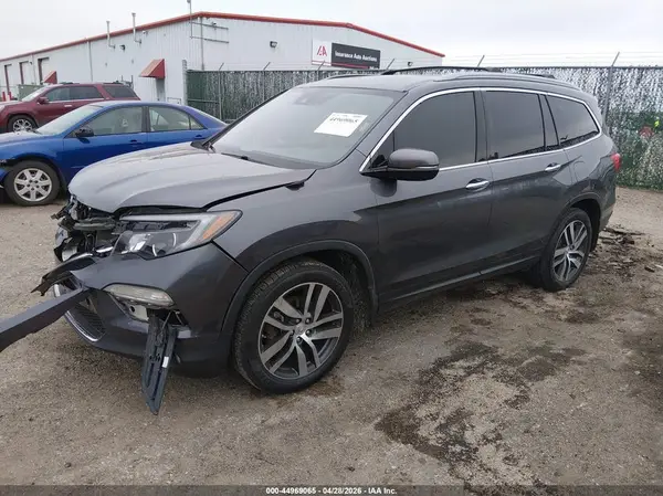 5FNYF6H96HB012741 2017 HONDA PILOT - Image 2
