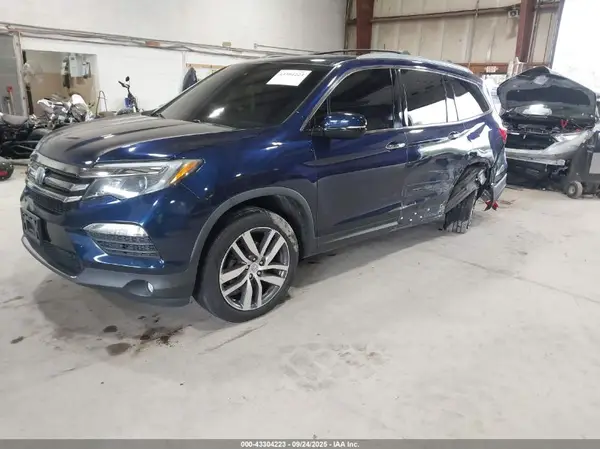 5FNYF6H96HB013243 2017 HONDA PILOT - Image 2