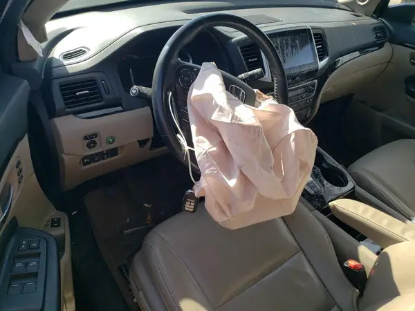 5FNYF6H96HB014943 2017 HONDA PILOT - Image 8