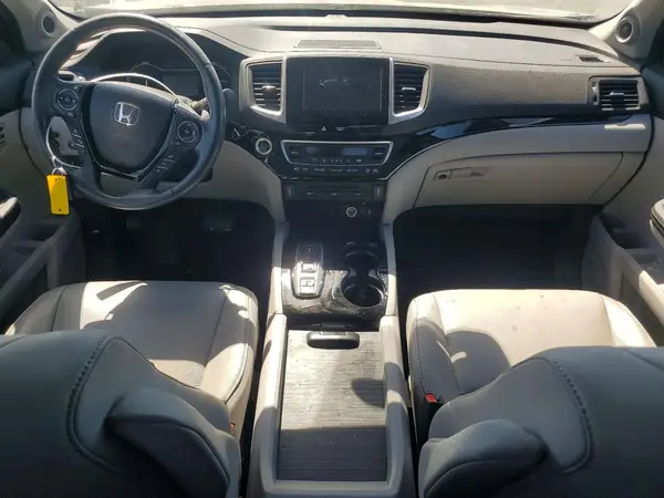5FNYF6H96HB028535 2017 HONDA PILOT - Image 8