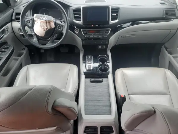 5FNYF6H96HB040605 2017 HONDA PILOT - Image 8