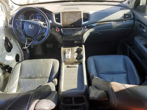 5FNYF6H96HB060644 2017 HONDA PILOT - Image 8