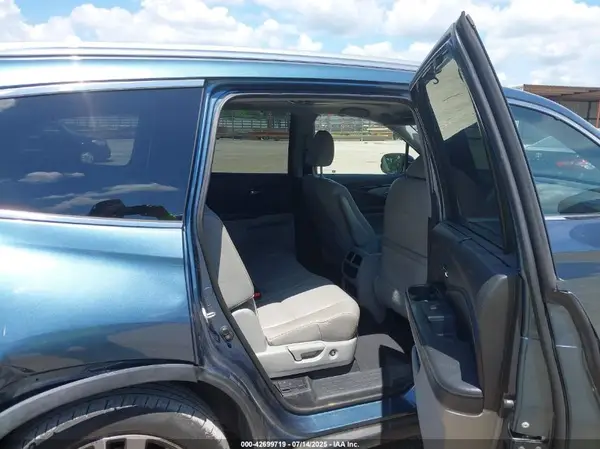 5FNYF6H96HB065858 2017 HONDA PILOT - Image 8