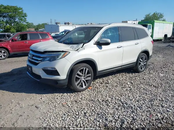 5FNYF6H96HB077086 2017 HONDA PILOT - Image 2