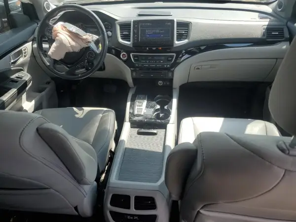 5FNYF6H96HB101211 2017 HONDA PILOT - Image 8