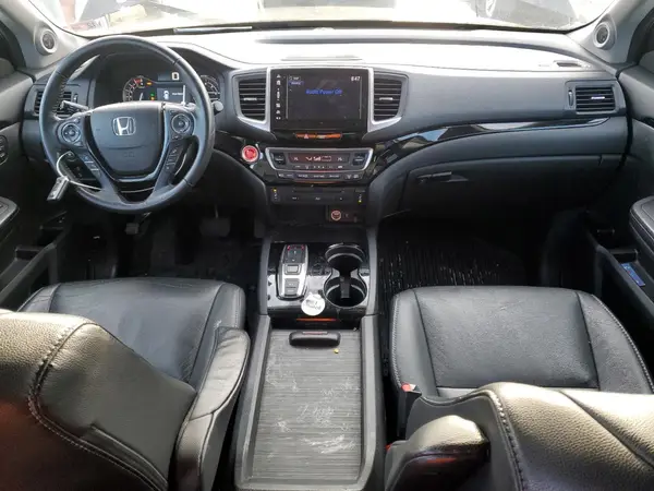 5FNYF6H96JB029528 2018 HONDA PILOT - Image 8