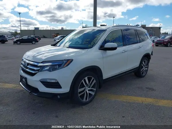 5FNYF6H96JB503090 2018 HONDA PILOT - Image 2