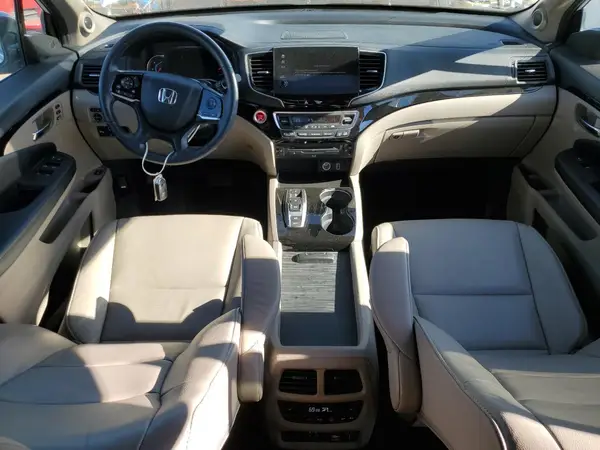 5FNYF6H96KB024766 2019 HONDA PILOT - Image 8