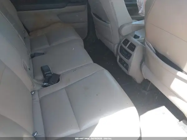 5FNYF6H96KB069156 2019 HONDA PILOT - Image 8