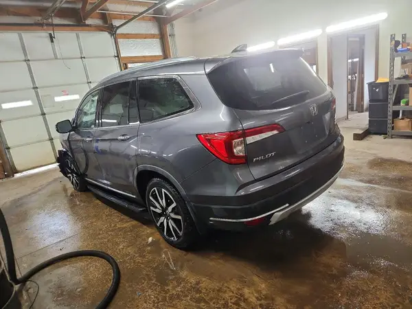 5FNYF6H96KB087981 2019 HONDA PILOT - Image 2
