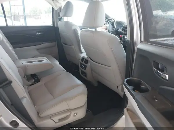 5FNYF6H96LB000551 2020 HONDA PILOT - Image 8