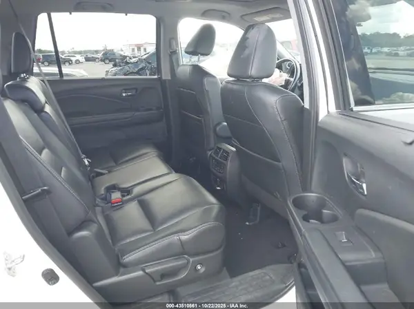 5FNYF6H96MB005458 2021 HONDA PILOT - Image 8