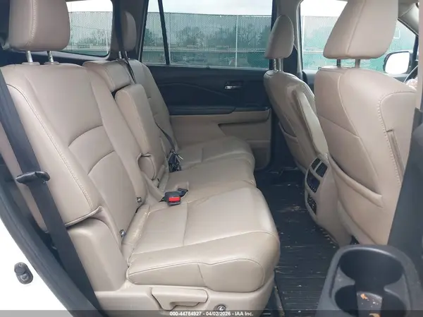 5FNYF6H97HB004390 2017 HONDA PILOT - Image 8