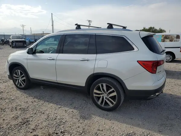 5FNYF6H97HB004759 2017 HONDA PILOT - Image 2
