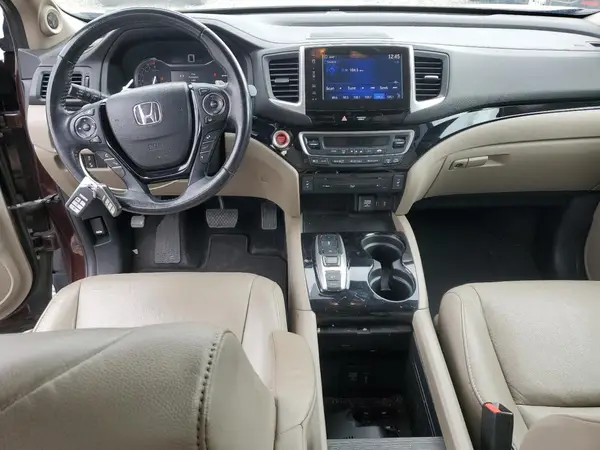 5FNYF6H97HB009136 2017 HONDA PILOT - Image 8