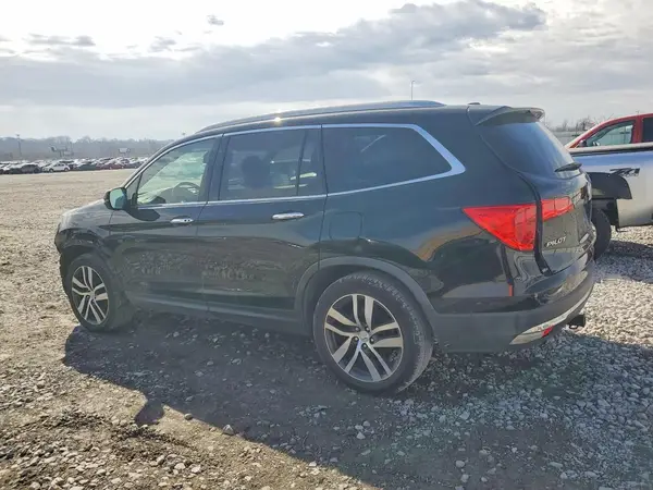 5FNYF6H97HB015227 2017 HONDA PILOT - Image 2