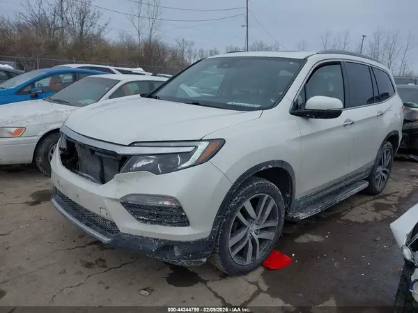 5FNYF6H97HB031072 2017 HONDA PILOT - Image 2