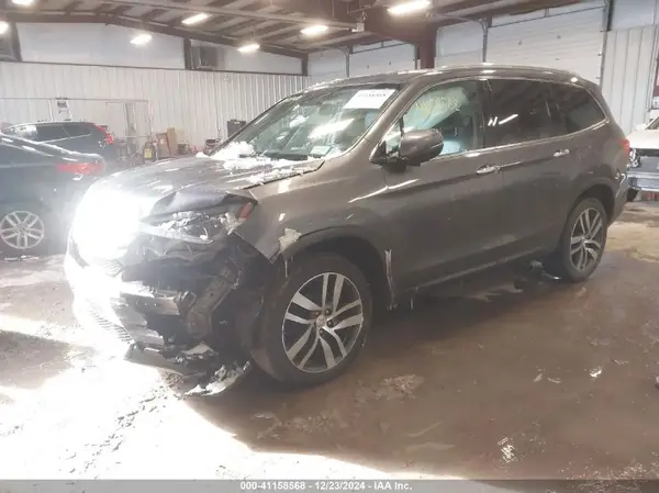 5FNYF6H97HB075881 2017 HONDA PILOT - Image 2