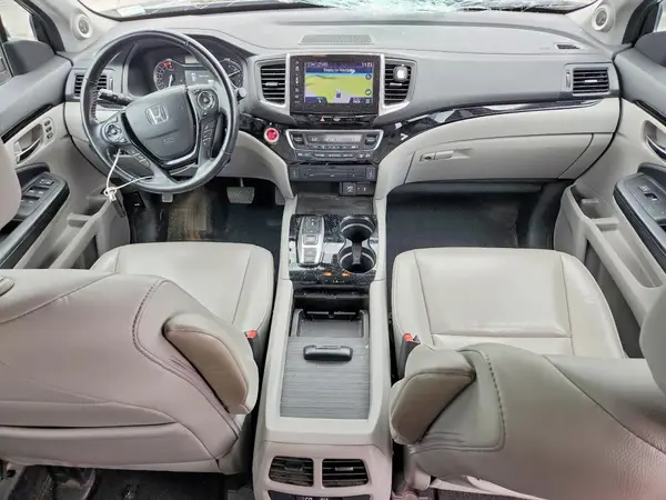 5FNYF6H97HB085522 2017 HONDA PILOT - Image 8