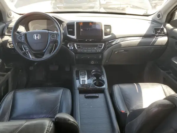 5FNYF6H97HB090784 2017 HONDA PILOT - Image 8