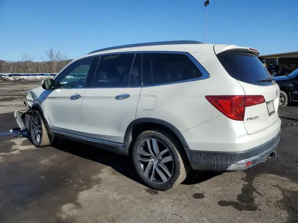 5FNYF6H97HB098349 2017 HONDA PILOT - Image 2