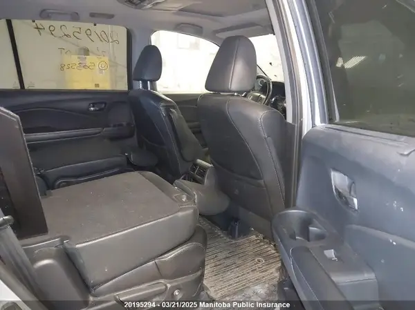 5FNYF6H97HB503528 2017 HONDA PILOT - Image 8