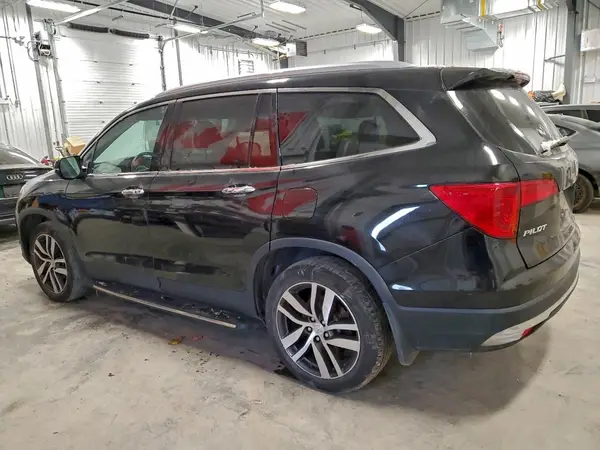 5FNYF6H97HB504274 2017 HONDA PILOT - Image 2