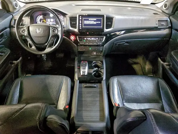 5FNYF6H97HB504730 2017 HONDA PILOT - Image 8