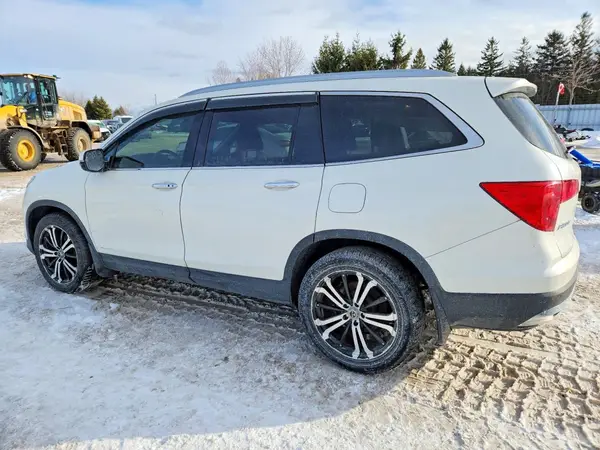 5FNYF6H97HB508793 2017 HONDA PILOT - Image 2