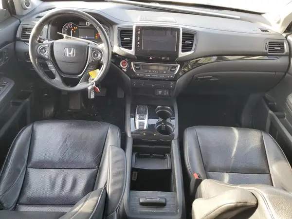 5FNYF6H97HB508910 2017 HONDA PILOT - Image 8