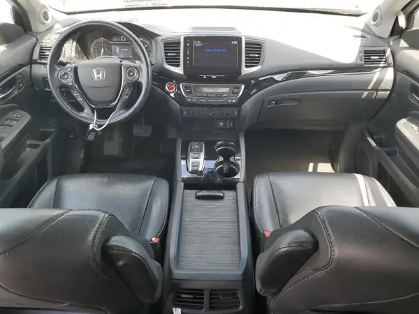 5FNYF6H97JB020899 2018 HONDA PILOT - Image 8