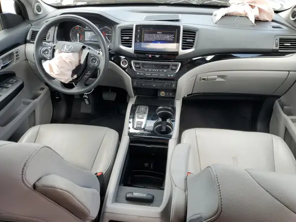 5FNYF6H97JB037119 2018 HONDA PILOT - Image 8