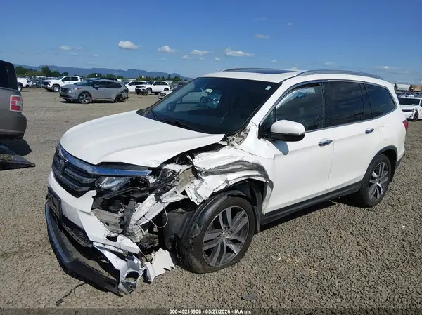 5FNYF6H97JB043793 2018 HONDA PILOT - Image 2