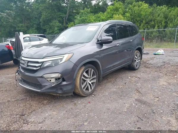 5FNYF6H97JB044524 2018 HONDA PILOT - Image 2