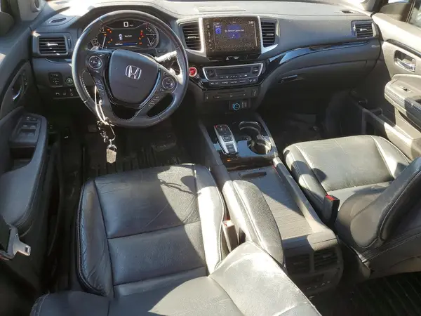 5FNYF6H97JB048959 2018 HONDA PILOT - Image 8