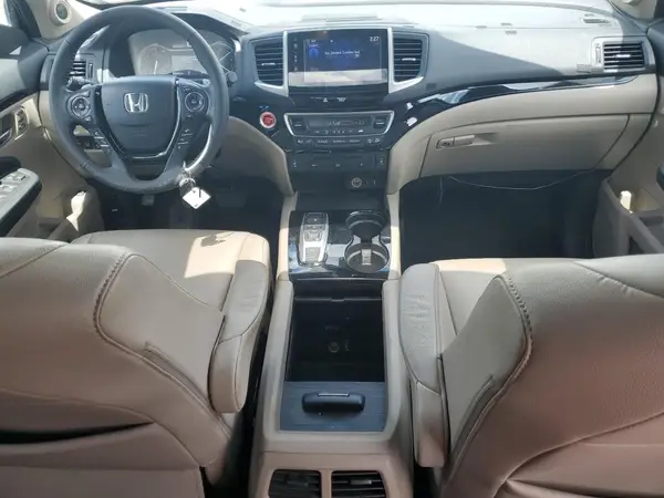 5FNYF6H97JB066586 2018 HONDA PILOT - Image 8