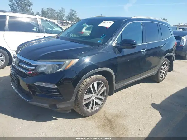 5FNYF6H97JB066667 2018 HONDA PILOT - Image 2