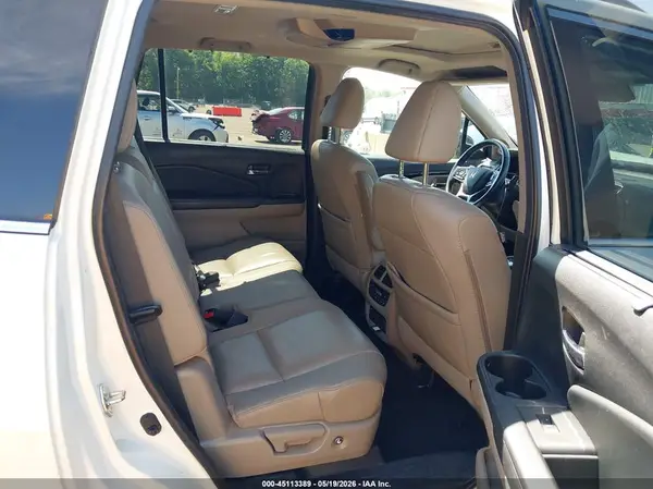 5FNYF6H97KB019026 2019 HONDA PILOT - Image 8