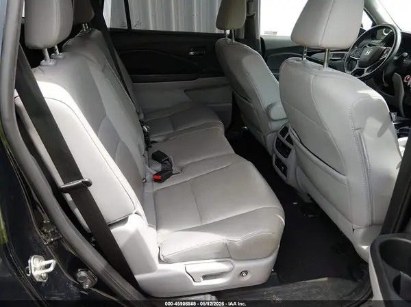 5FNYF6H97KB064693 2019 HONDA PILOT - Image 8