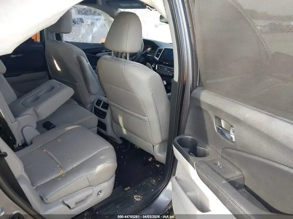 5FNYF6H98GB011332 2016 HONDA PILOT - Image 8