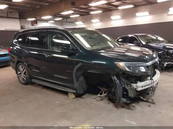 5FNYF6H98GB035226 2016 HONDA PILOT - Image 1