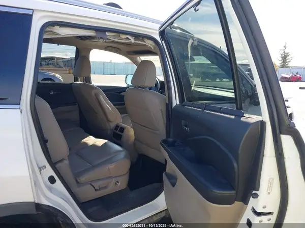 5FNYF6H98GB098925 2016 HONDA PILOT - Image 8