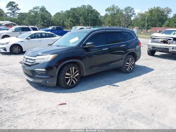 5FNYF6H98HB001028 2017 HONDA PILOT - Image 2