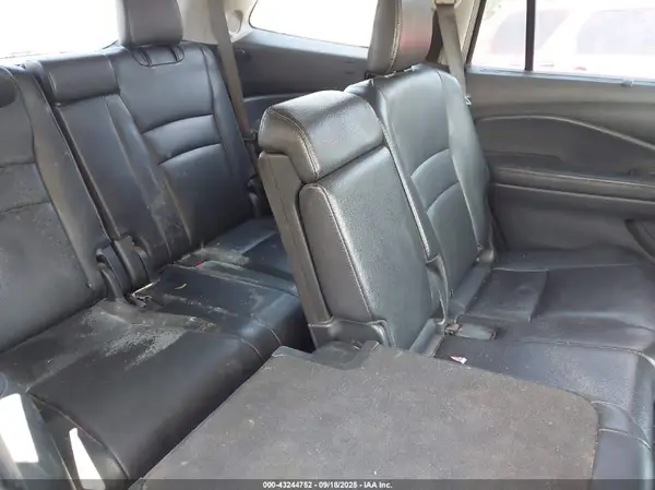 5FNYF6H98HB001028 2017 HONDA PILOT - Image 8